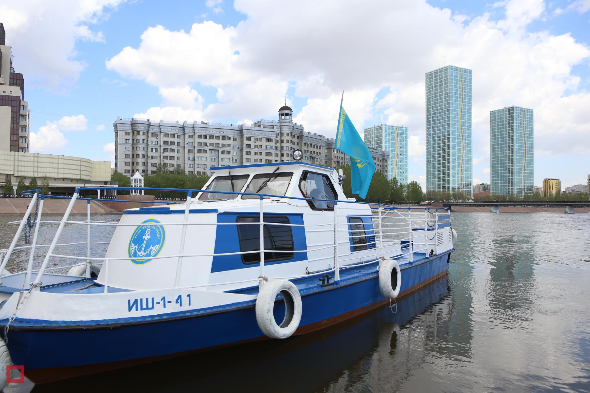 Esil ózeninde qaıyq taksı qyzmeti paıda bolady