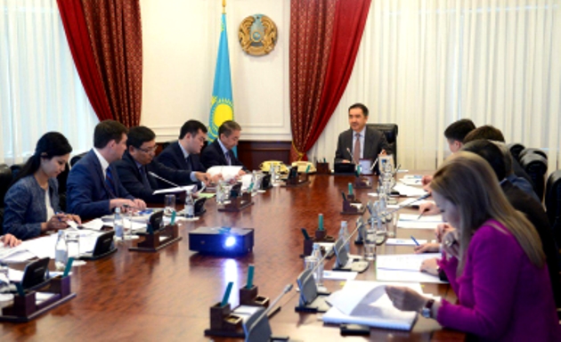 Úkimette «Innovasııalyq tehnologııalar parkin» damytý máselesi qaraldy