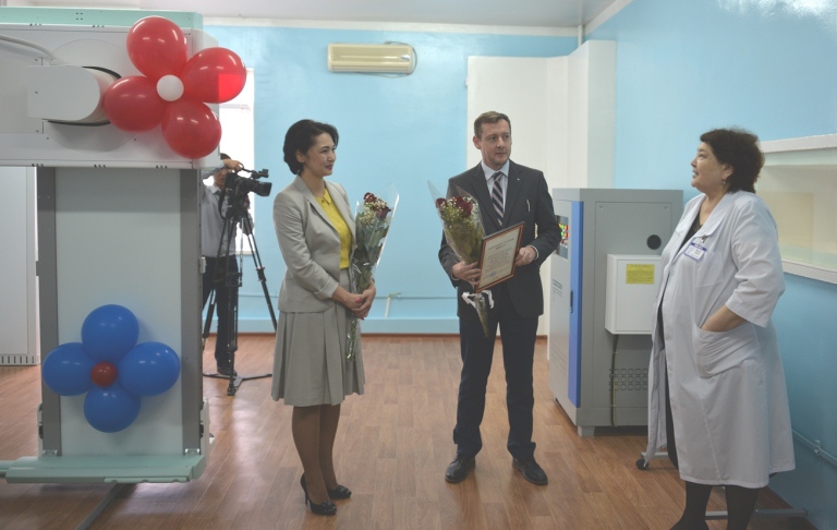 «Maersk Oil» Aqtaý qalalyq emhanasyna qondyrǵy satyp alyp berdi