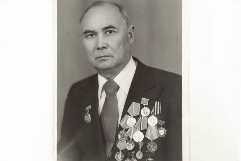 Qurmetke laıyqty azamat