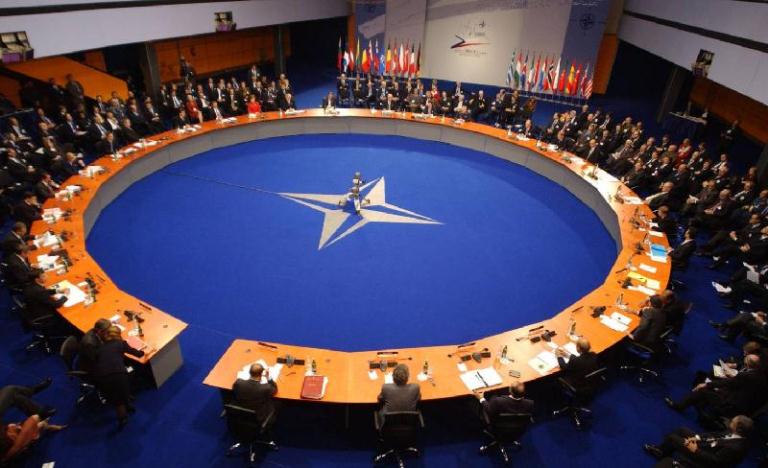 NATO DAISh-pen kúres boıynsha halyqaralyq koalısııaǵa qosyldy