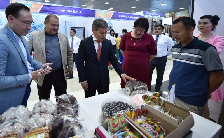 «ONTUSTIK ónimderi-2017» kórme-jármeńkesi ótýde