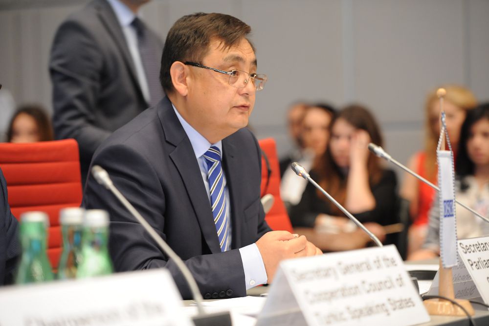 Jandos Asanov: Túrki tilderin zertteý – TúrkPA-nyń nazaryndaǵy másele