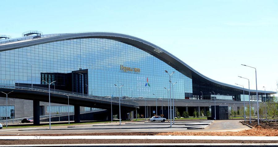 Astanadaǵy jańa temir jol vokzaly qandaı? (fotoreportaj)