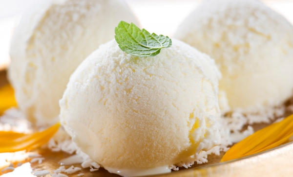 Eshki sútinen erekshe balmuzdaq