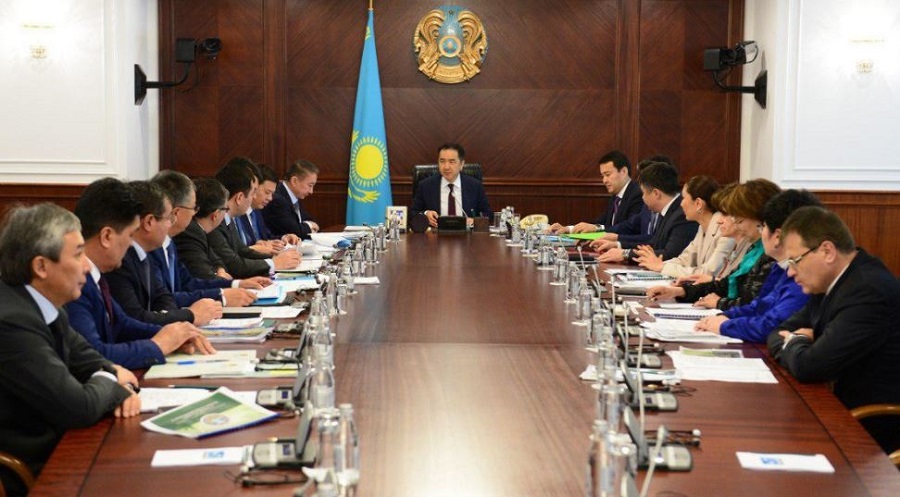 Saǵyntaev QR Prezıdenti janyndaǵy «Jasyl ekonomıkaǵa» kóshý jónindegi keńes otyrysyn ótkizdi