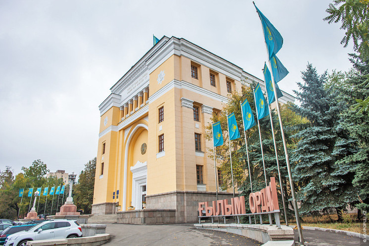  «Ǵylym ordasynda» elimizdiń aıtýly ǵalymdary bas qosty