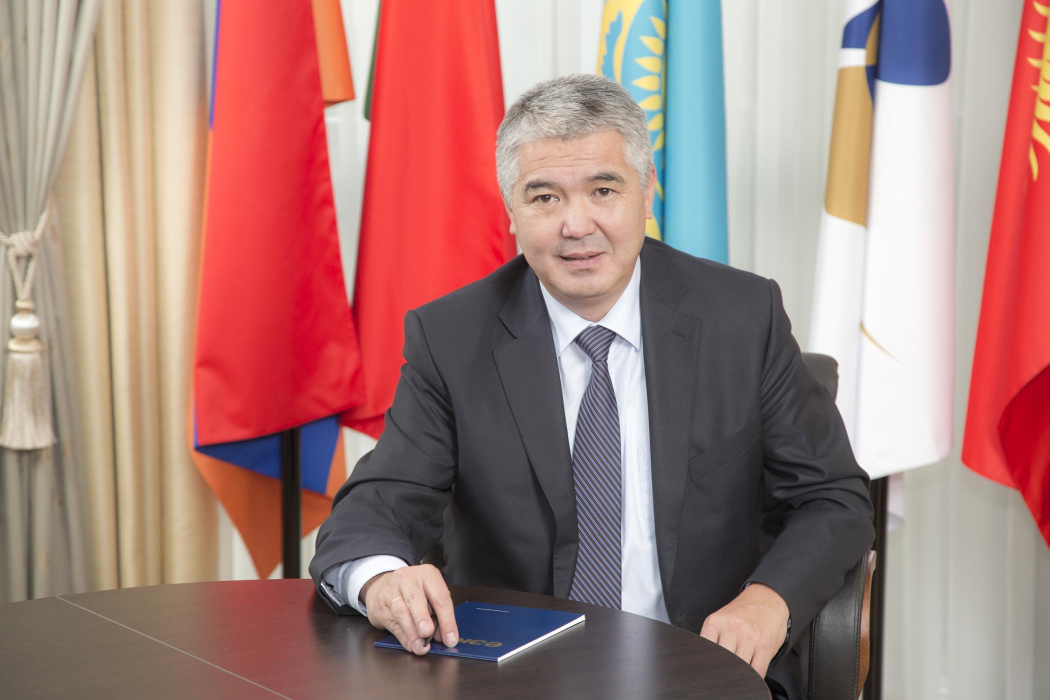 Teńgerimdi saıasat ózara  seriktestikti nyǵaıtady