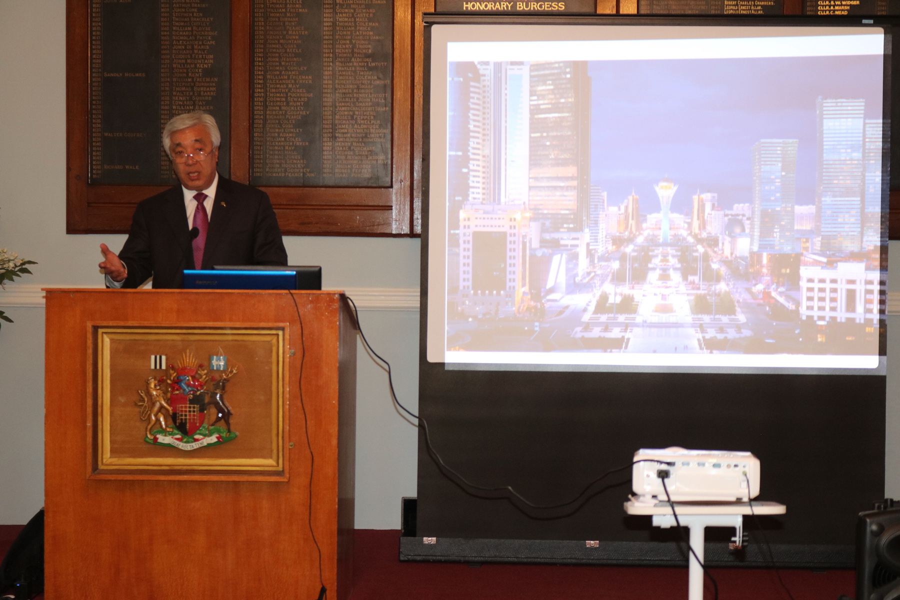 Ulybrıtanııada Qazaqstanǵa arnalǵan kesh ótti