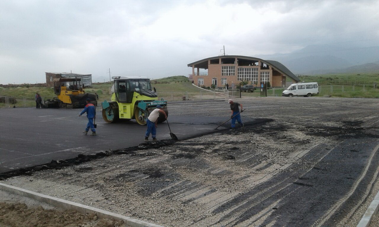 Aqyrtas qalashyǵyna  jol salynyp jatyr