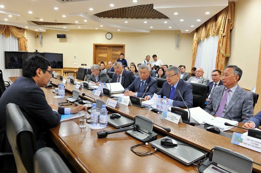 Dıplomatııa týraly zańǵa ózgerister engizilýi múmkin