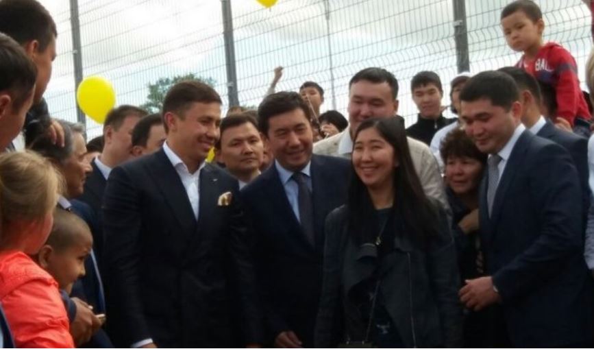 Golovkın týǵan jerine kelip, sport keshenin ashty