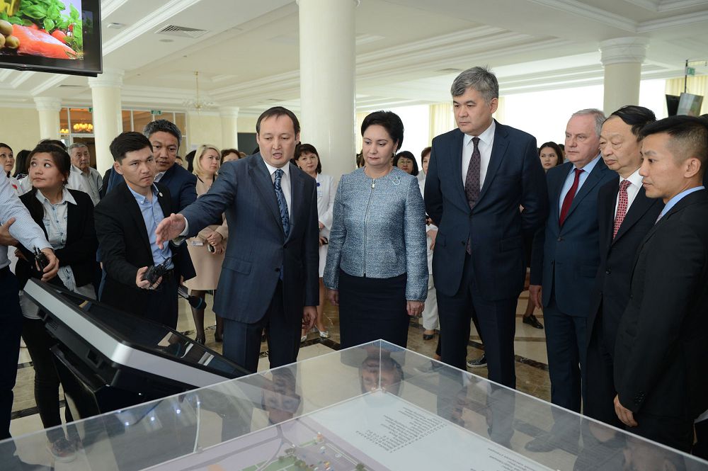 Shyǵys dástúrli medısına ortalyǵy ashyldy