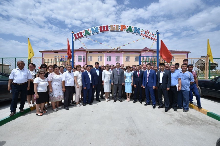 OQO ákimi Túrkistanda emxana men balabaqshany saltanatty túrde ashty