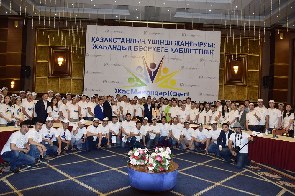 Jas mamandardyń jarqyn úni