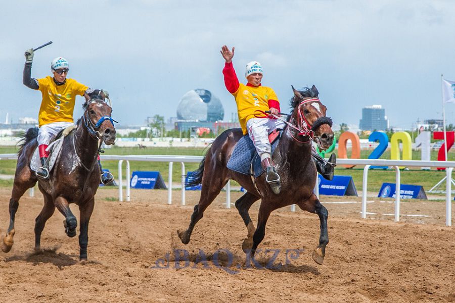 Arqadaǵy tulparlar dúbiri 