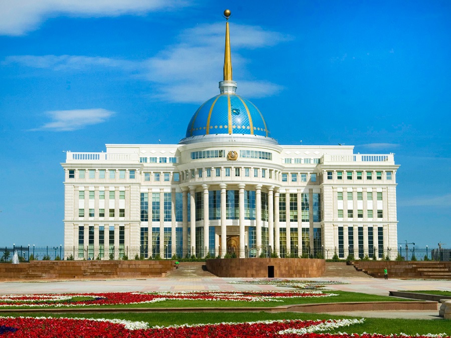 Nazarbaev О́zbekstan Prezıdentimen telefon arqyly sóılesti