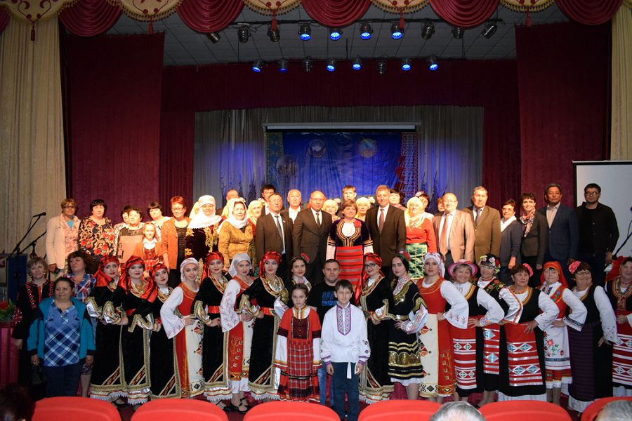 Pavlodarda bolgarlar qazaq jerine qonys aýdarǵanyna 110 jyl tolǵanyn atap ótti