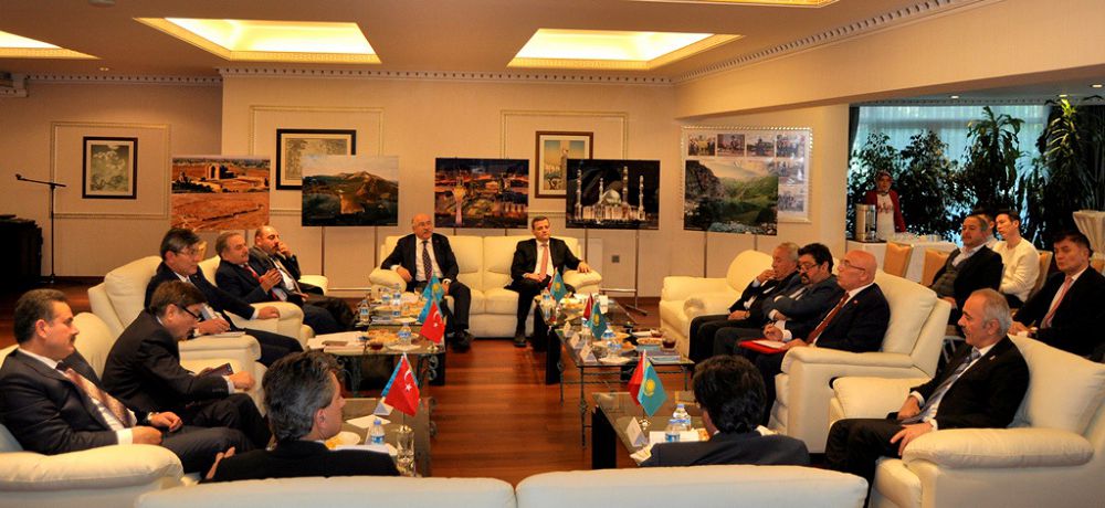 Túrkııalyq baýyrlar qoldaýy