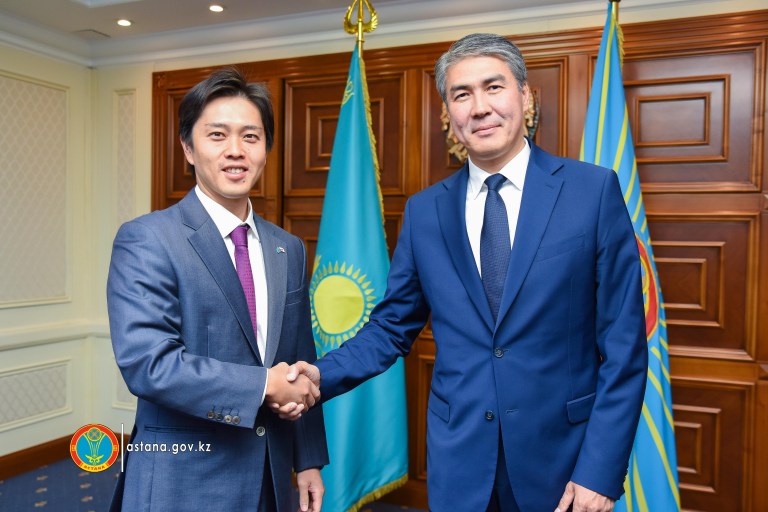 Elorda ákimi japon eliniń delegasııasymen kezdesti