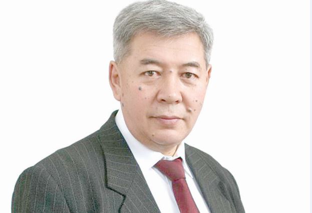 Qasıetińe bas ıdik, Qazaq jeri!