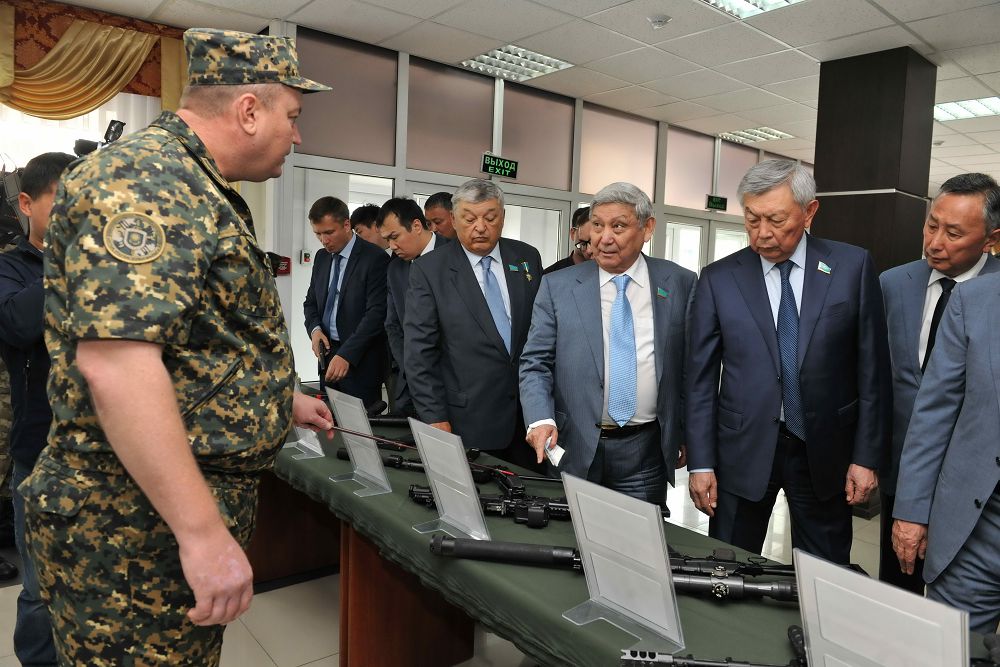 Áleýeti zor áskerı bólim