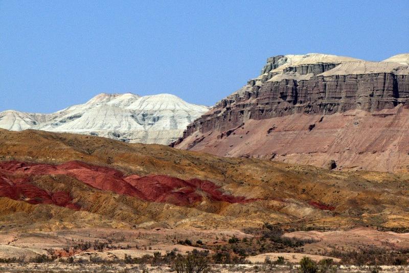 «Altynemel» men Qarataý qoryǵy IýNESKO-nyń tizimine endi 