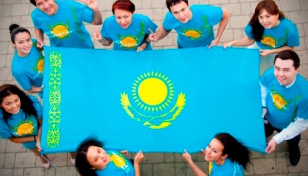 Atyraýda patrıottar forýmy ótti