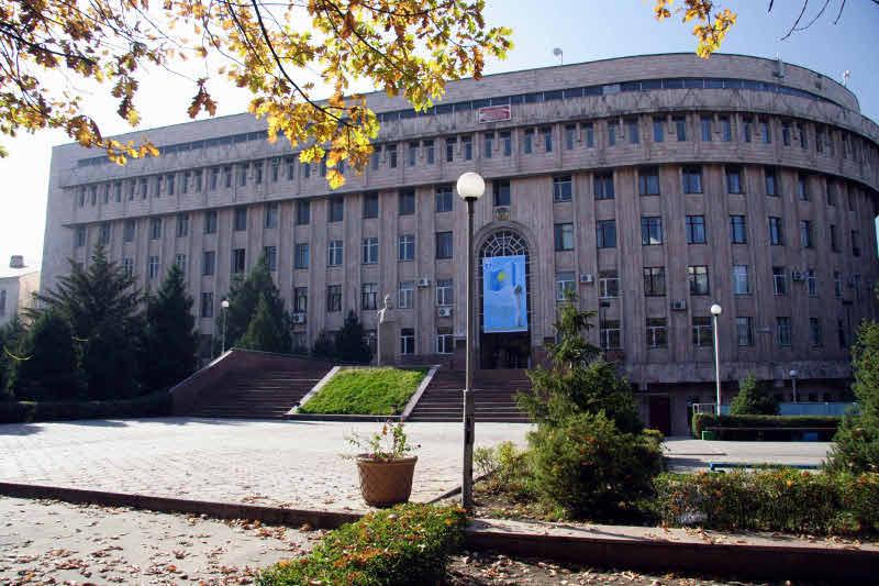 Abaı atyndaǵy Qazaq ulttyq pedagogıkalyq ýnıversıtetine jańa rektor taǵaıyndaldy