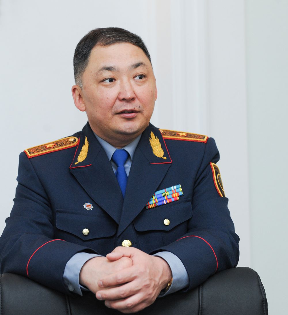 Otanǵa qyzmet etýden  asqan abyroı joq!