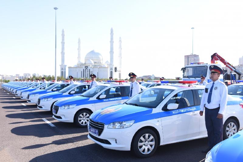 Isekeshev elordalyq polıseılerge 100-ge jýyq jańa kóliktiń kiltterin tabystady