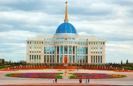 Gúlshara Ábdiqalyqova Dúnıejúzilik banktiń Qazaqstandaǵy turaqty ókili Ato Braýnmen kezdesti