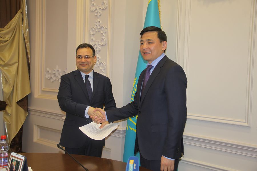 Munaı hımııasy: ıgerýdiń ıgiligin el kóredi