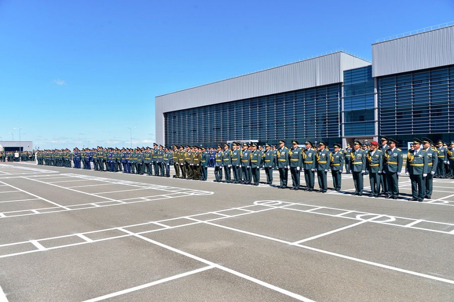 Jas sardarlar qatary tolyqty