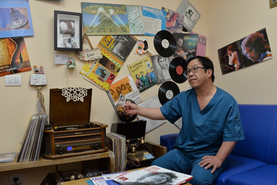 «О́geı júrek» kitaby orys tilinde jaryqqa shyqty