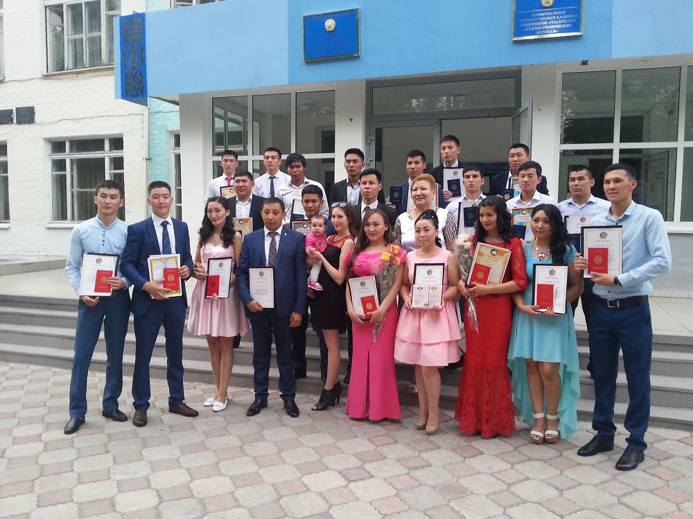 Rıdderde «Serpin» jobasynyń 22 bitirýshisine dıplom tapsyryldy