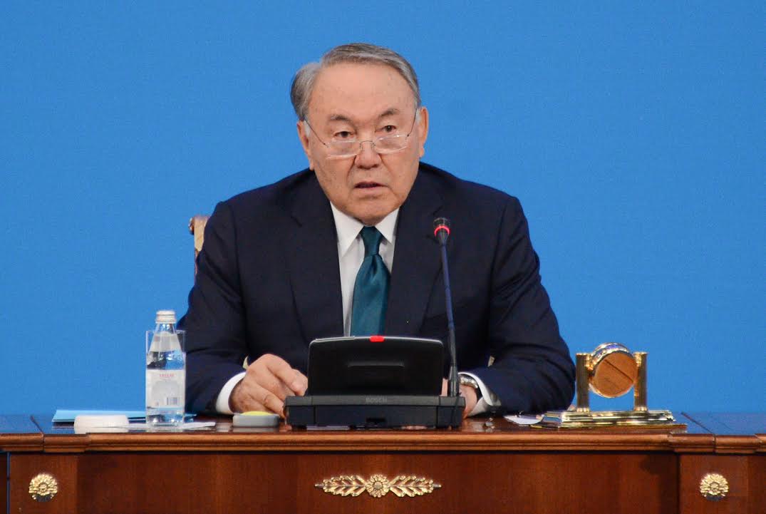 Elbasy sheteldegi qazaqtardy qoldaý úshin "Otandastar" qoryn qurýdy tapsyrdy