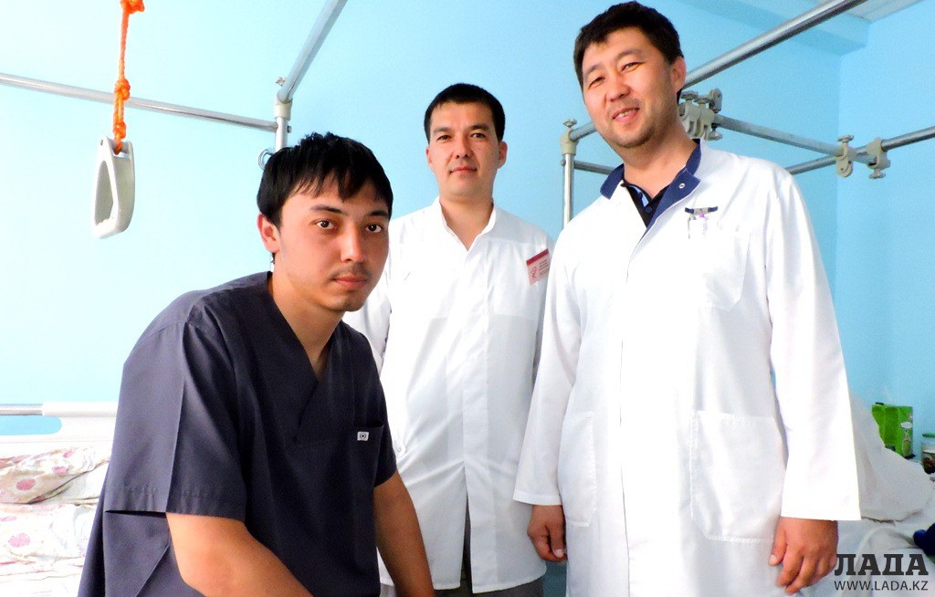 Teńizde úsh kún arpalysty