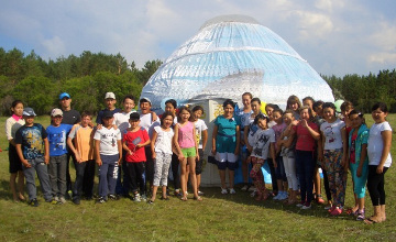 Pavlodarda oqýshylar kıiz úı lagerlerinde demalady
