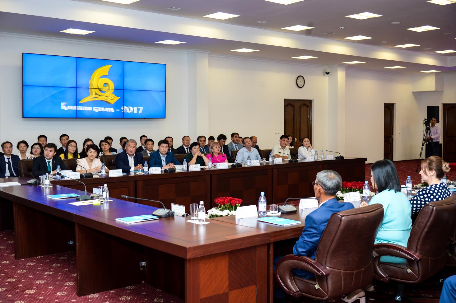 Qyzylordada jýrnalısterdiń "Qanatty qalam" forýmy ótti