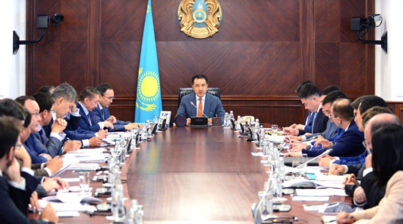 Jańa baǵdarlamanyń jaı-kúıi talqylandy