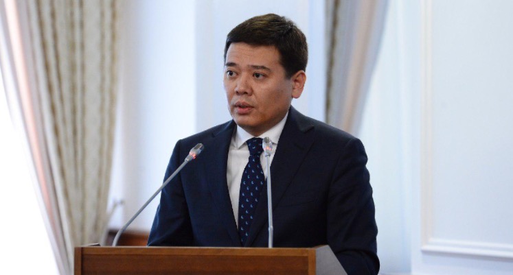 Úkimet Ákimshilik quqyq buzýshylyq týraly QR kodeksine túzetýler engizý týraly zań jobasyn qabyldady