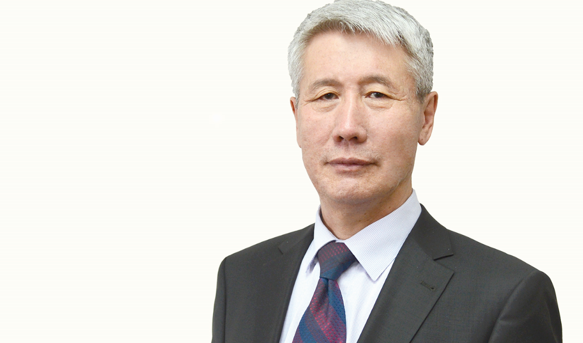 О́nege alǵannyń órisi keń