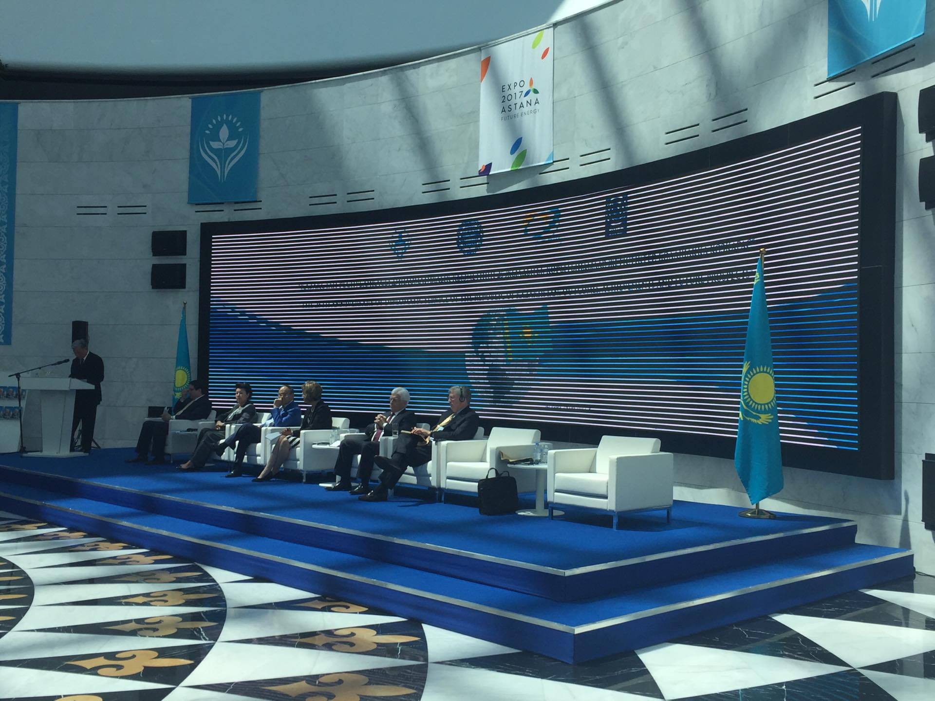 Qazaqstannyń dıplomatııalyq qarym-qatynasyna 25 jyl toldy 