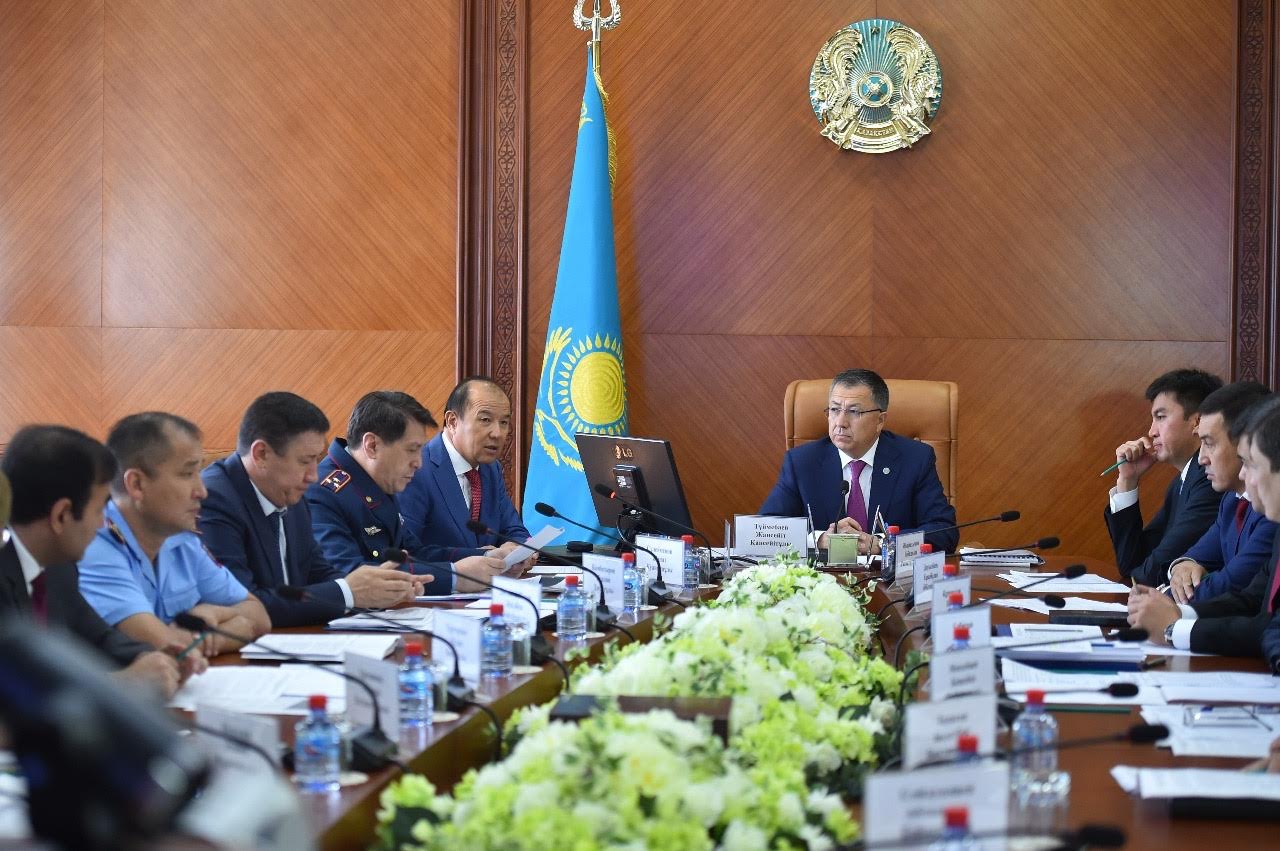 Janseıit Túımebaev: «Qylmysty azaıtýdyń utymdy joly - jumyssyzdyqty joıý»