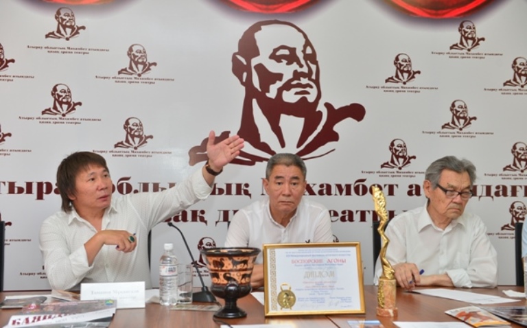 Atyraý teatry halyqaralyq festıvalden oljaly oraldy