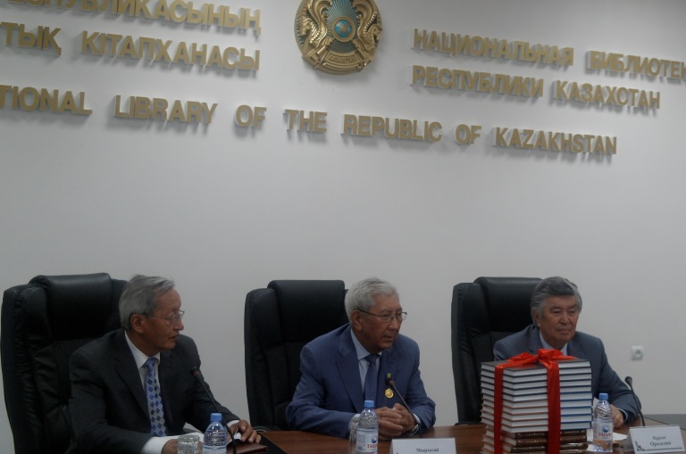 Myrzataı Joldasbekovtyń tórt kitaby jaryqqa shyqty