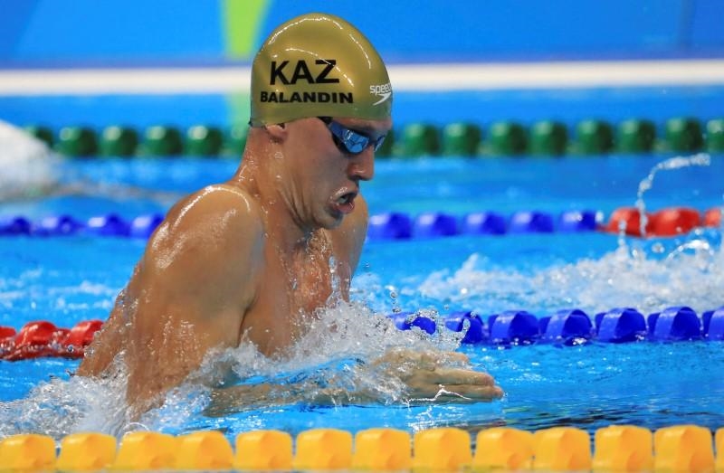 Dmıtrıı Balandın Bolgarııa chempıonatynda 2 altyn 1 qola medal ıelendi