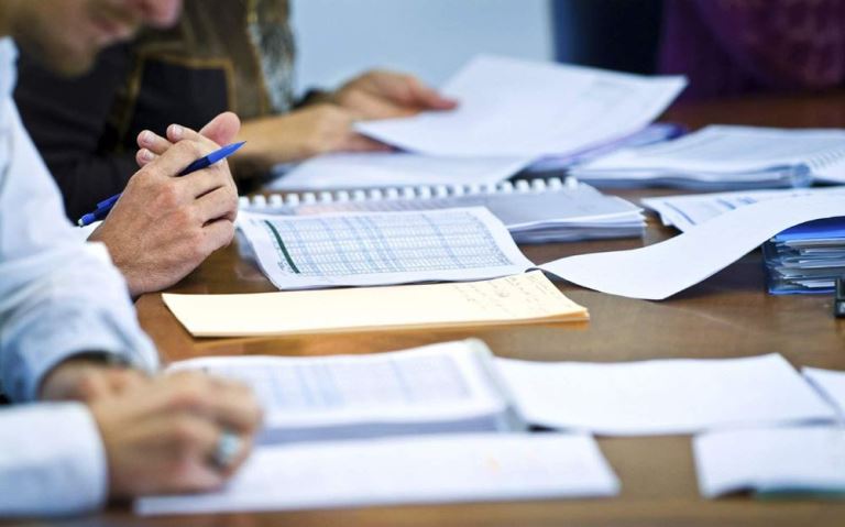 Qaryz qaıtarmaǵandarmen kollektorlyq agenttik aınalysady