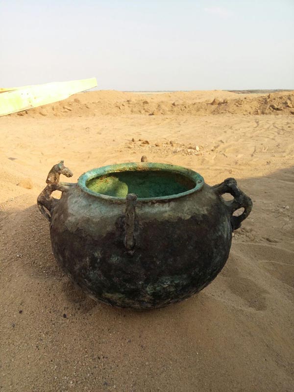 Atyraýda qola dəýiriniń jədigerleri tabyldy